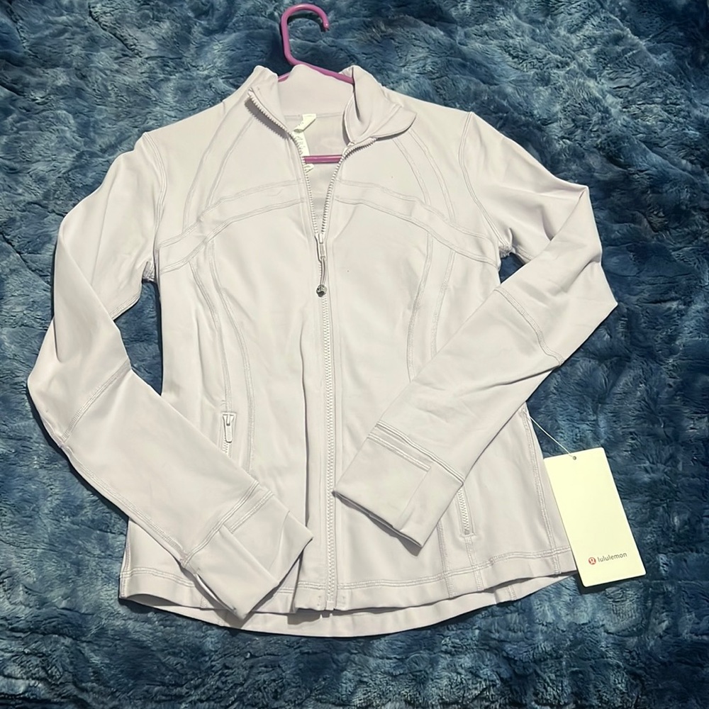 NEVER WORN ** LULU LEMON DEFINE JACKET